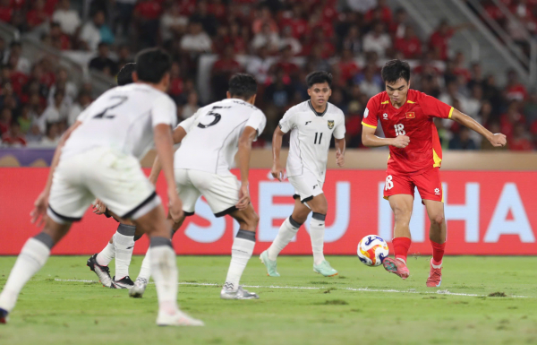 Vượt qua Indonesia, U23 Việt Nam làm lên lịch sử -0