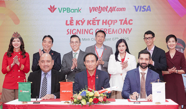 Vietjet và VPBank ra mắt thẻ tín dụng đồng thương hiệu YOJO – Vietjet VPBank -0