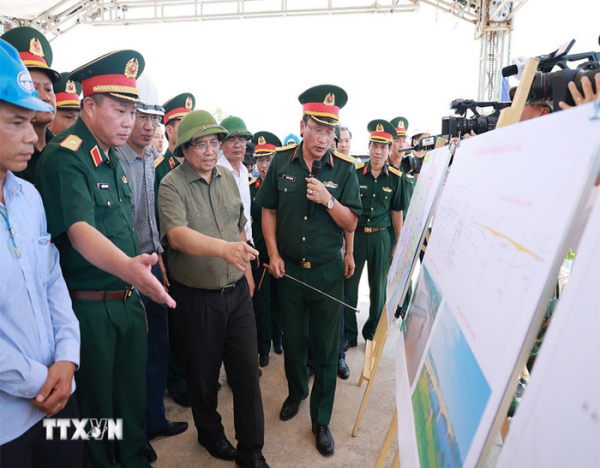 Thủ tướng kiểm tra, thúc đẩy triển khai các dự án hạ tầng trên địa bàn Phú Thọ -0