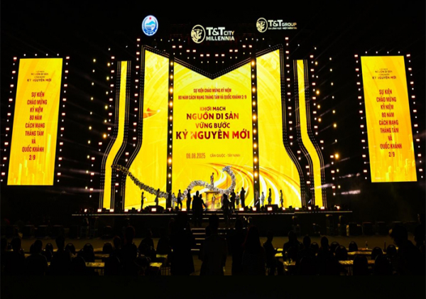 Thành phố Thiên niên kỷ T&T City Millennia bừng sáng trước đại nhạc hội -0