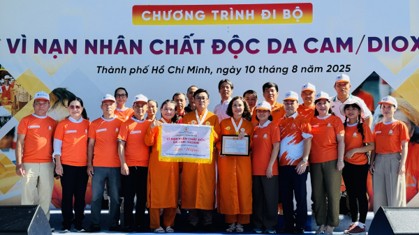Hơn 5.000 người đi bộ “Vì nạn nhân chất độc da cam/dioxin” năm 2025 -0