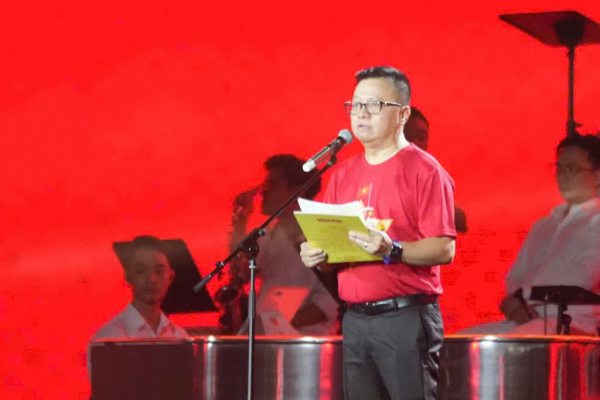 Hơn 50.000 khán giả bùng cháy với Chương trình “Tổ quốc trong tim” -0