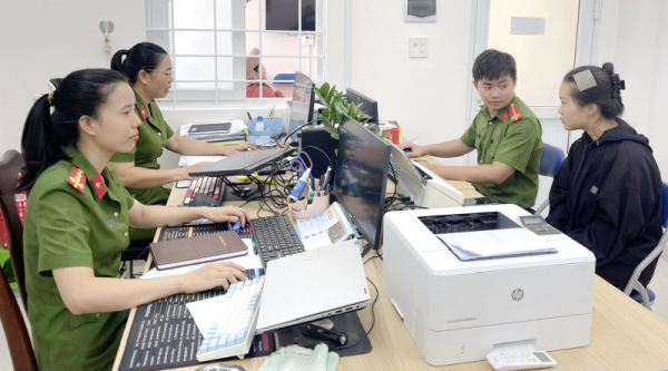 Không để khoảng trống pháp lý khi tổ chức chính quyền và Công an địa phương 2 cấp -0