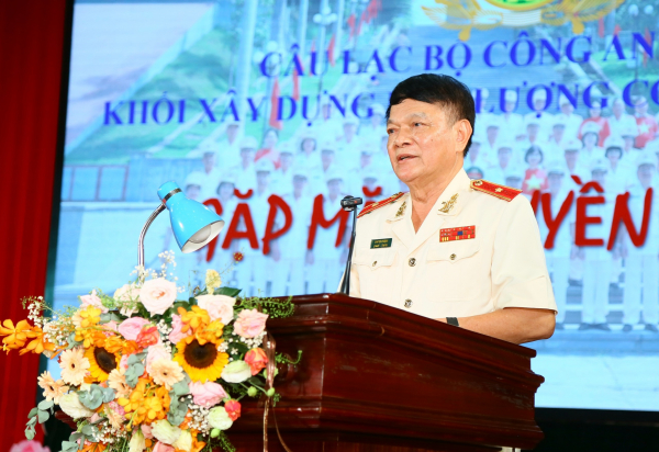 Ấm áp nghĩa tình Công an hưu trí khối Xây dựng lực lượng CAND -0
