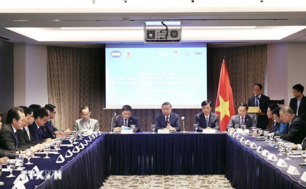Tổng Bí thư gặp mặt thành viên Mạng lưới Đổi mới sáng tạo Việt Nam tại Hàn Quốc -0