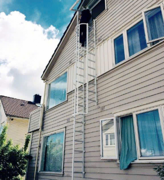 Nhiều sản phẩm PCCC, CNCH tiên tiến được trưng bày tại triển lãm quốc tế quy mô lớn -0