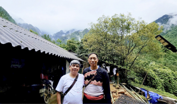 Bản Mông nhiều “không” -0