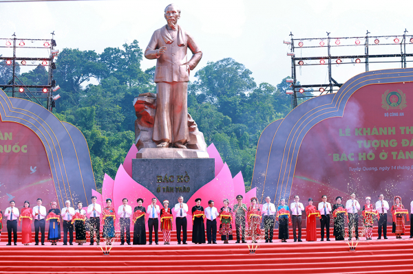 Phát huy sức mạnh toàn dân bảo vệ an ninh Tổ quốc trong kỷ nguyên mới -1
