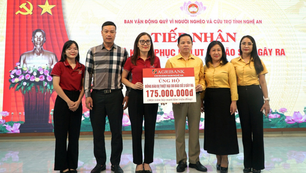 Agribank đồng hành cùng chính quyền và nhân dân các địa phương khắc phục thiệt hại do bão Wipha -1