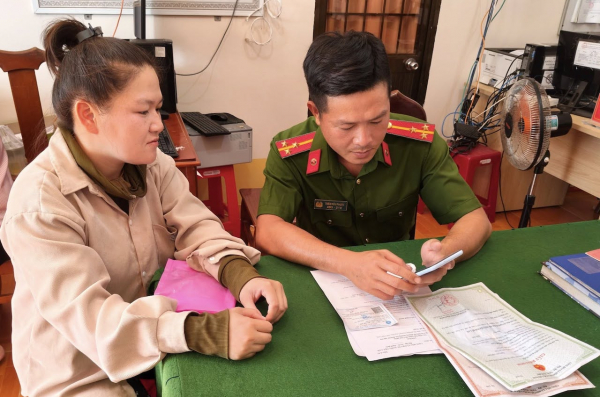 Công an phường Trường Long Hòa giữ vững an ninh, trật tự, góp phần phát triển kinh tế ven biển -0