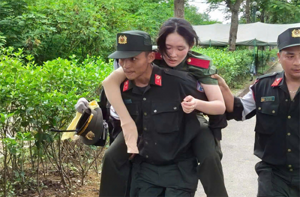 Những bác sĩ trên thao trường A80 -0