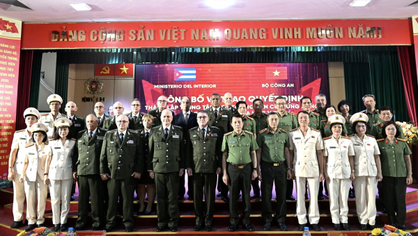 Khánh thành Trung tâm hợp tác nghiên cứu, ứng dụng các sản phẩm khoa học Y tế giữa bệnh viện CIMEQ và Bệnh viện 19-8. -0