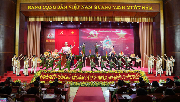 Thứ trưởng Đặng Hồng Đức dự và chỉ đạo Đại hội đại biểu Đảng bộ Công an tỉnh Lào Cai -0