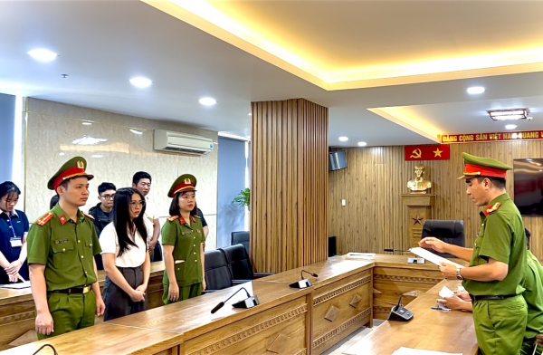Tiếp tục khởi tố 3 nhân viên ngân hàng và 17 bị can khác trong đường dây rửa tiền 30.000 tỷ đồng -0