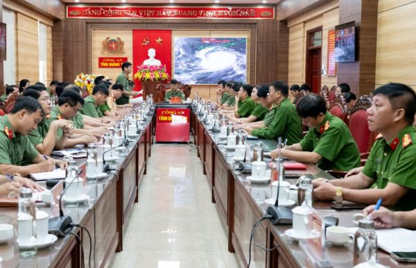 Công an Quảng Trị họp khẩn trực tuyến đến Công an các xã, phường, đặc khu phòng chống bão số 5 -0