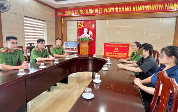 Giải cứu thanh niên 18 tuổi ở Hải Phòng thoát bẫy “bắt cóc online” -0