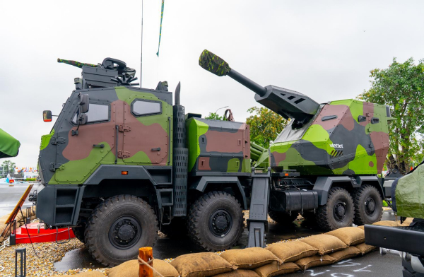Nhiều khí tài công nghệ cao được Viettel trình diễn tại  triển lãm lớn nhất từ trước tới nay -2