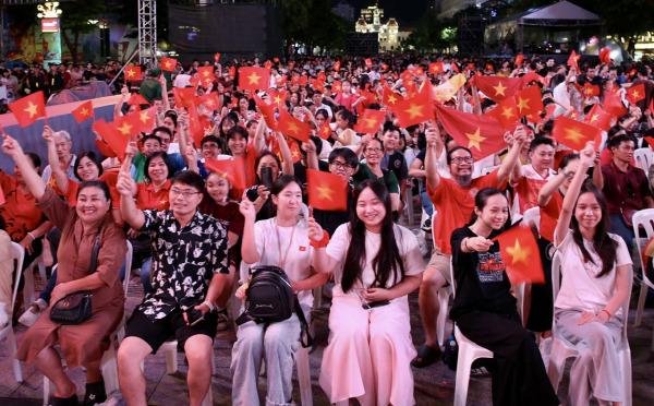 Chương trình nghệ thuật “Ánh sao độc lập” thắp sáng niềm tự hào tại TP Hồ Chí Minh -0