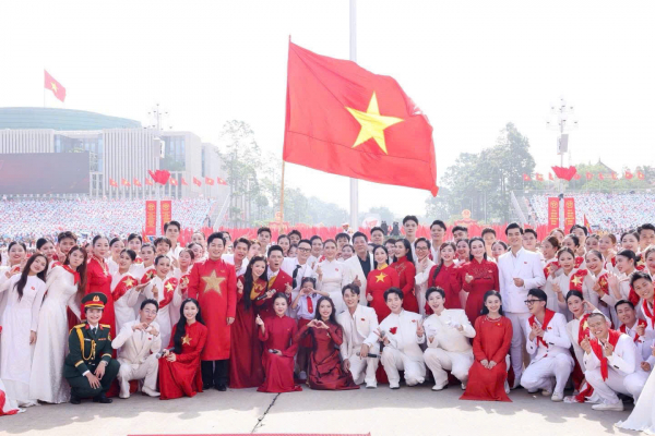 TS.NSƯT Phương Nga: Tự hào hát ở Quảng trường Ba Đình lịch sử vào ngày Quốc khánh 2/9 -0