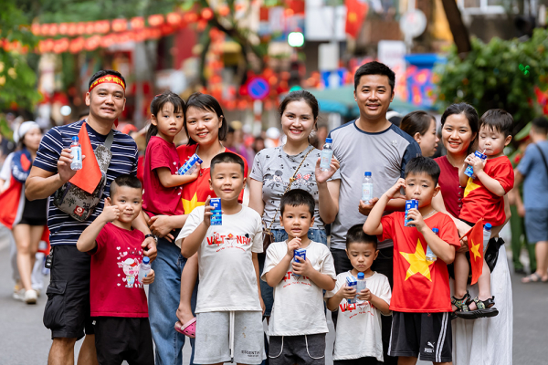 Vinamilk hoà nhịp cùng ngày hội non sông -0