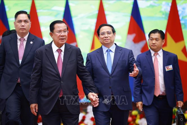 Thủ tướng Phạm Minh Chính hội kiến Chủ tịch Đảng Nhân dân Campuchia, Chủ tịch Thượng viện Campuchia Hun Sen -0