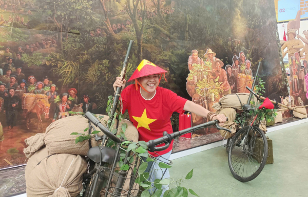 Du lịch văn hoá 3 miền tại Triển lãm thành tựu đất nước “80 năm hành trình Độc lập – Tự do – Hạnh phúc” -1