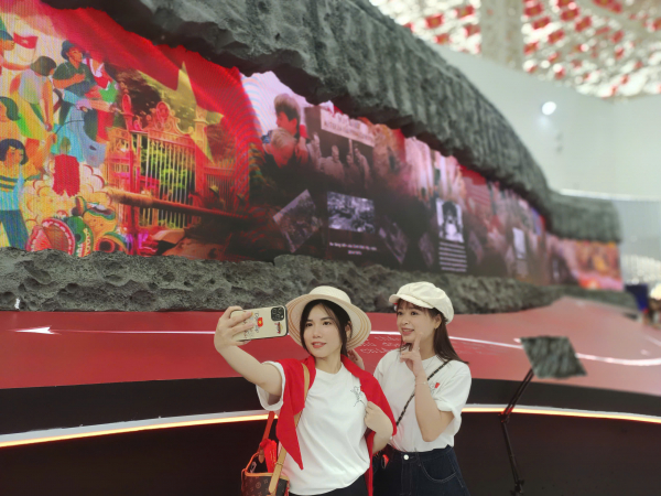 Du lịch văn hoá 3 miền tại Triển lãm thành tựu đất nước “80 năm hành trình Độc lập – Tự do – Hạnh phúc” -0