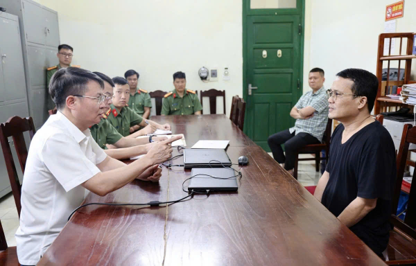 Chuyện ít biết về  