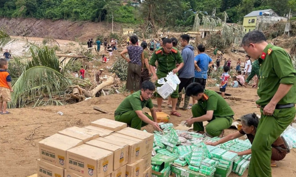 Công an xã - “Điểm tựa bình yên” của nhân dân trong mưa bão (kỳ 1) -0