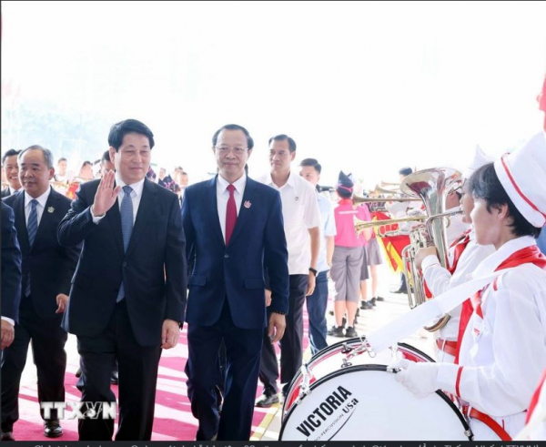 Không áp đặt những chuẩn mực cũ cho nền giáo dục hiện đại -0
