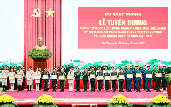 Bộ Quốc phòng tuyên dương các lực lượng tham gia nhiệm vụ A80 -0