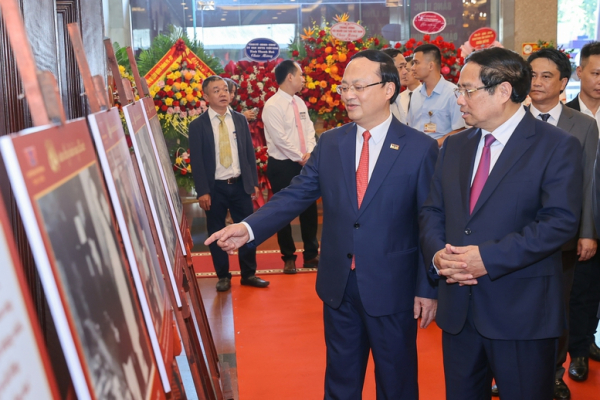 Thủ tướng: 