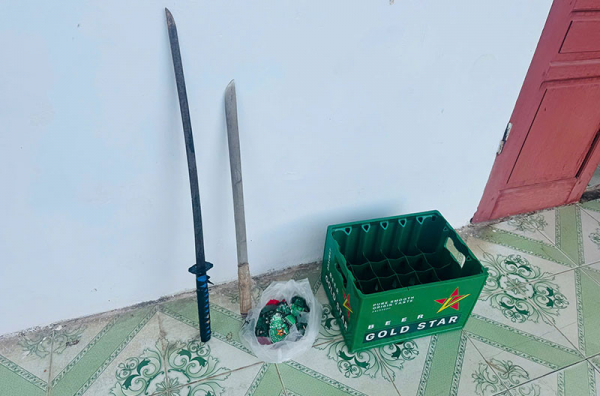Công an xã Tân Kỳ bắt giữ nhóm đối tượng gây rối trật tự công cộng trên địa bàn -0