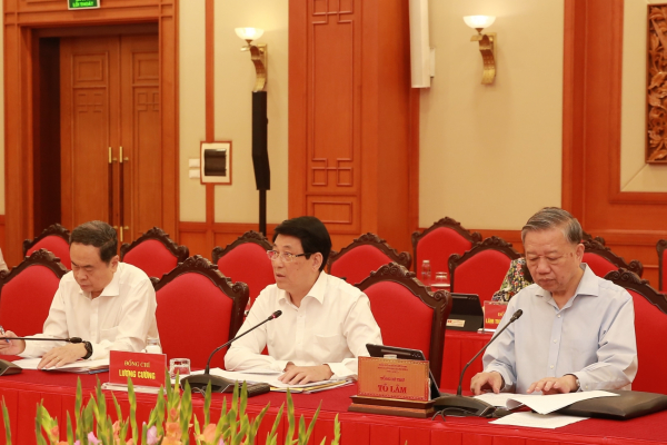 Tổng Bí thư và tập thể Bộ Chính trị làm việc với Ban Thường vụ Đảng ủy Công an Trung ương -0