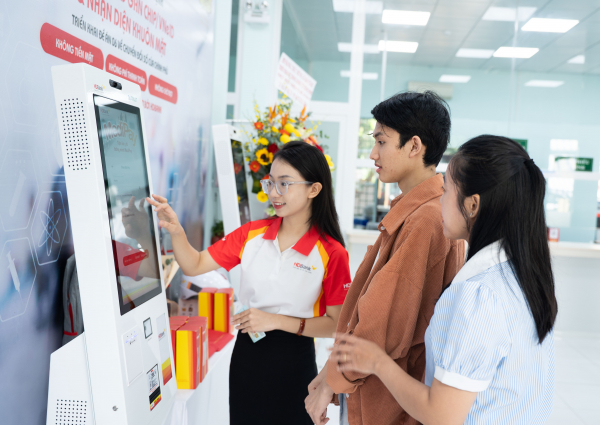 HDBank vận hành hệ thống Kiosk y tế thông minh tại Viện Pasteur TP.Hồ Chí Minh -1