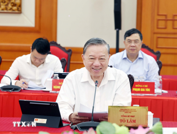 Bộ Chính trị làm việc với Ban Thường vụ Đảng ủy Quốc hội -0