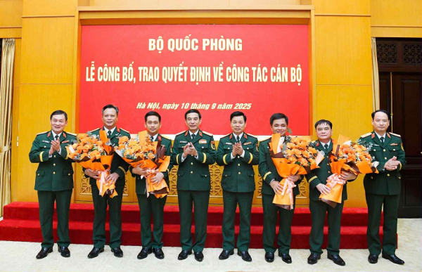Tập đoàn Viettel có thêm 2 Phó Tổng Giám đốc -0