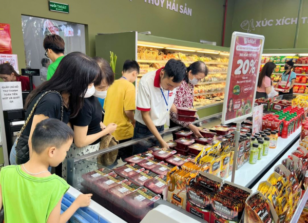 8 tháng 2025: Chuỗi WinMart “về đích” kế hoạch mở mới -3