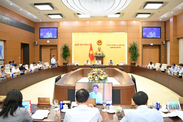Kỳ họp Quốc hội thứ 10 xem xét công tác nhân sự, họp trong 42 ngày  -0
