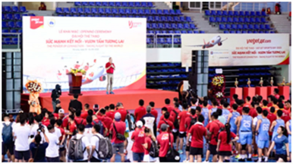 Gần 600 “chiến binh bầu trời” Vietjet tranh tài thể thao và hành động vì môi trường biển -0
