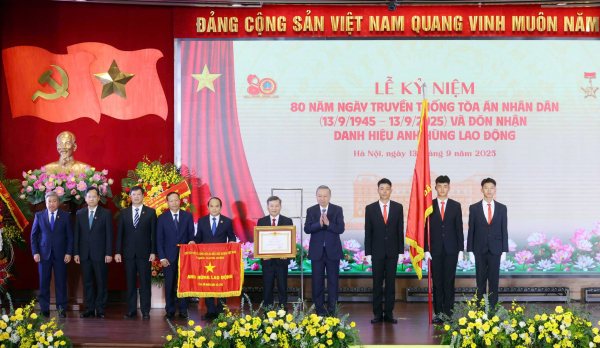 Tổng Bí thư Tô Lâm: “TAND kiên định mục tiêu độc lập dân tộc gắn với chủ nghĩa xã hội, đặt lợi ích quốc gia - dân tộc, lợi ích của Nhân dân lên trên hết, trước hết” -0