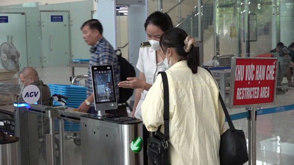 Sinh trắc học VNeID được ứng dụng hiệu quả tại Cảng hàng không Thọ Xuân -0