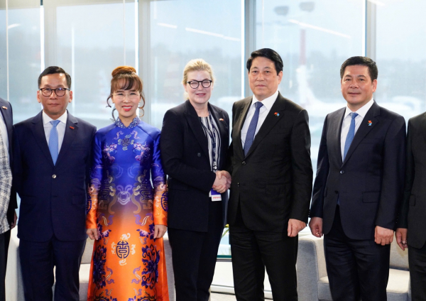 Chủ tịch Vietjet: Mỗi chiếc máy bay được giao mang thêm niềm tin, việc làm và sự thịnh vượng -0