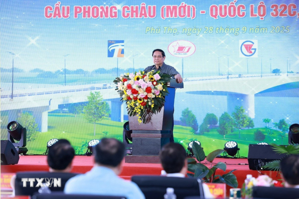 Thủ tướng: Cầu Phong Châu mới là nhịp cầu hàn gắn vết thương, nhen lên niềm tin -0