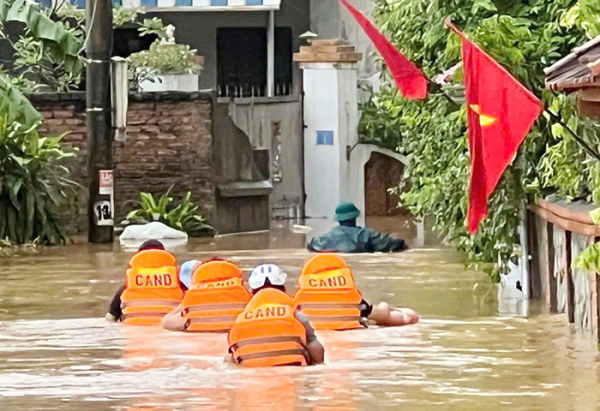Công an nhân dân vì Đảng, vì dân -1