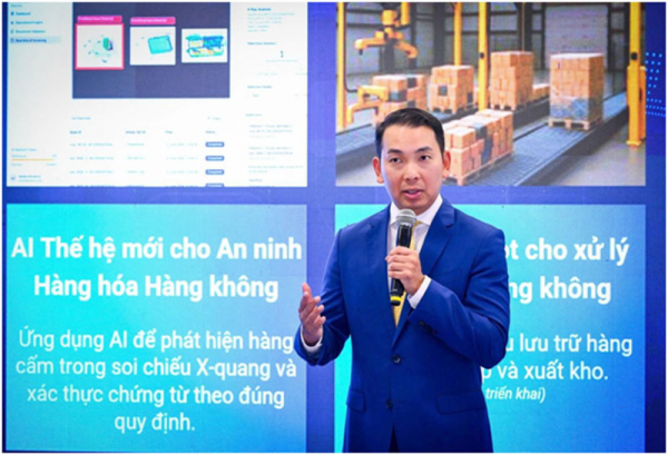 Tiếp tục đẩy mạnh ứng dụng AI, “siêu cảng” Việt Nam SuperPort™ của T&T Group gây ấn tượng mạnh tại VIIE 2025 -0