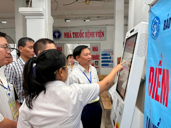 100% bệnh viện ở Hà Nội triển khai bệnh án điện tử -0