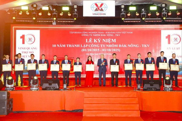 Công ty Nhôm Đắk Nông – TKV kỷ niệm 10 năm thành lập -0
