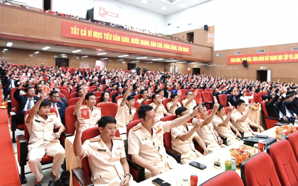 Phấn đấu đưa Nghệ An trở thành tỉnh khá, cực tăng trưởng tầm quốc gia trong kỷ nguyên phát triển mới -0