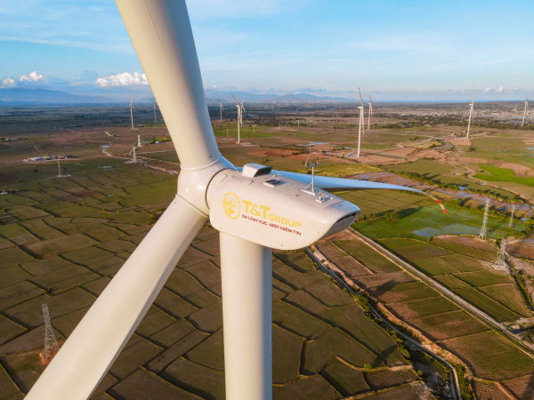 T&T Energy của “Bầu Hiển” được vinh danh Thương hiệu mạnh tăng trưởng xanh 2025 -0